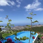 Geek Villa: Matrix-inspired Open Space With Year-round Pool Villa *