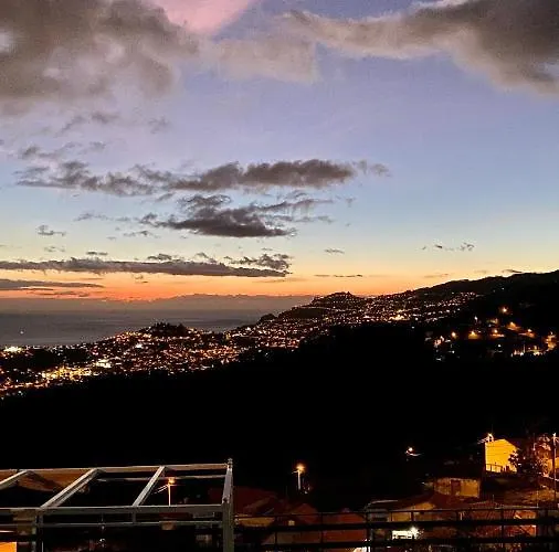 Willa Geek - Open Space - 5m From 5 Attractions - Pool Year Round, Dining Pergola, Barbecue - Matrix